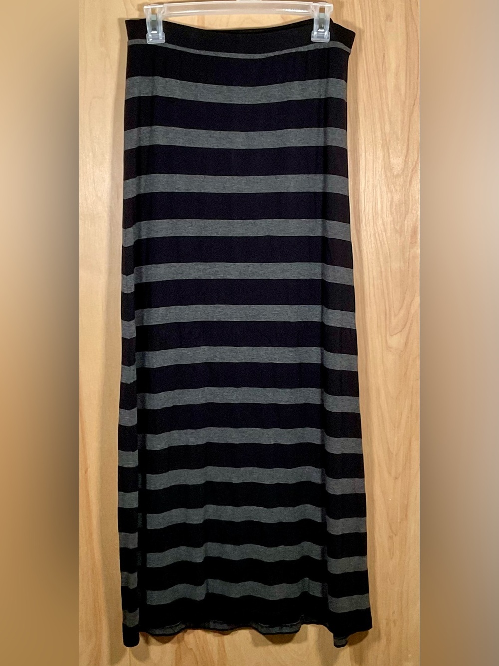 White House Black Market striped knit maxi skirt - EUC